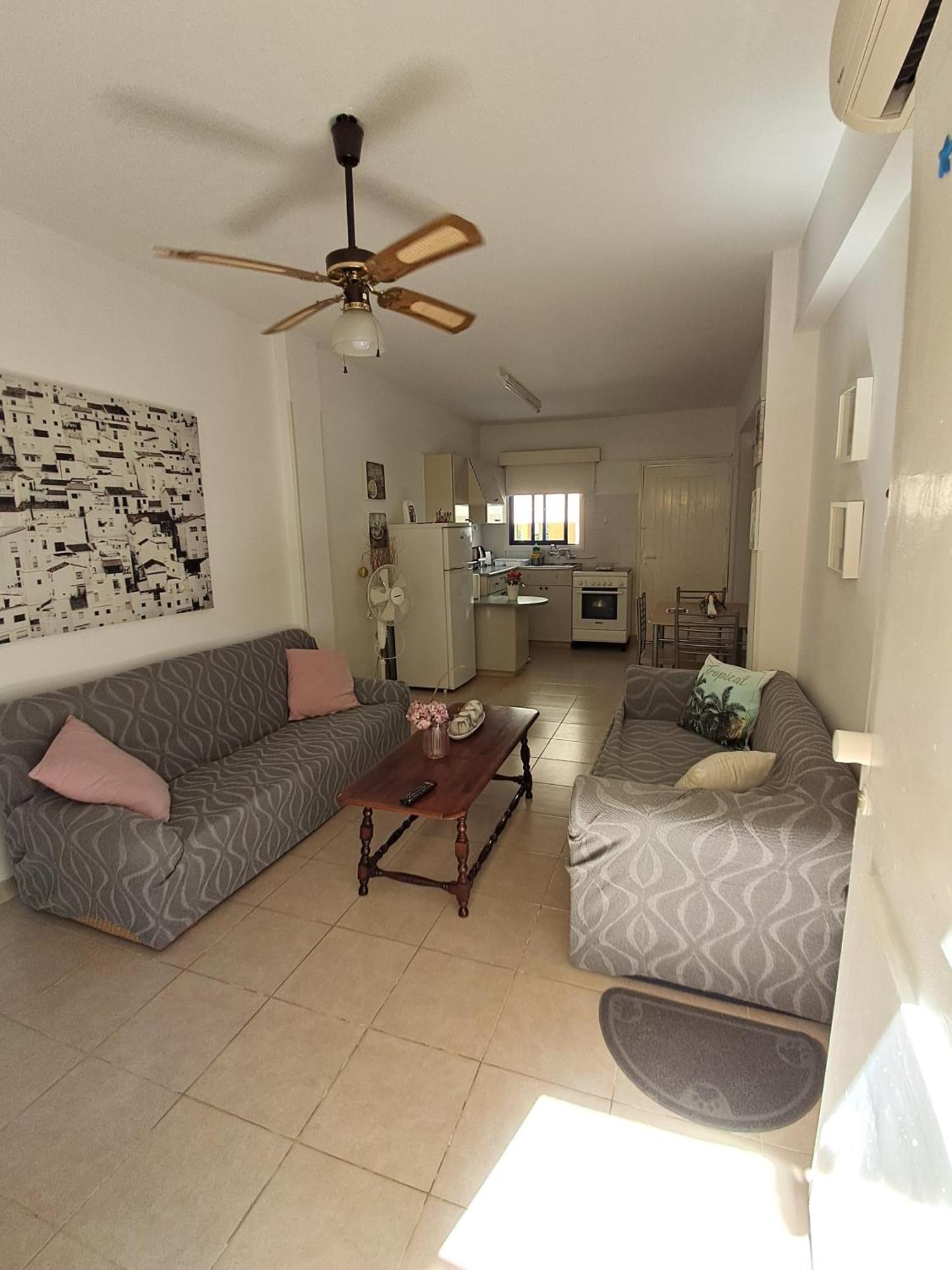 Lca2 Flat For You Apartment Larnaca Ngoại thất bức ảnh