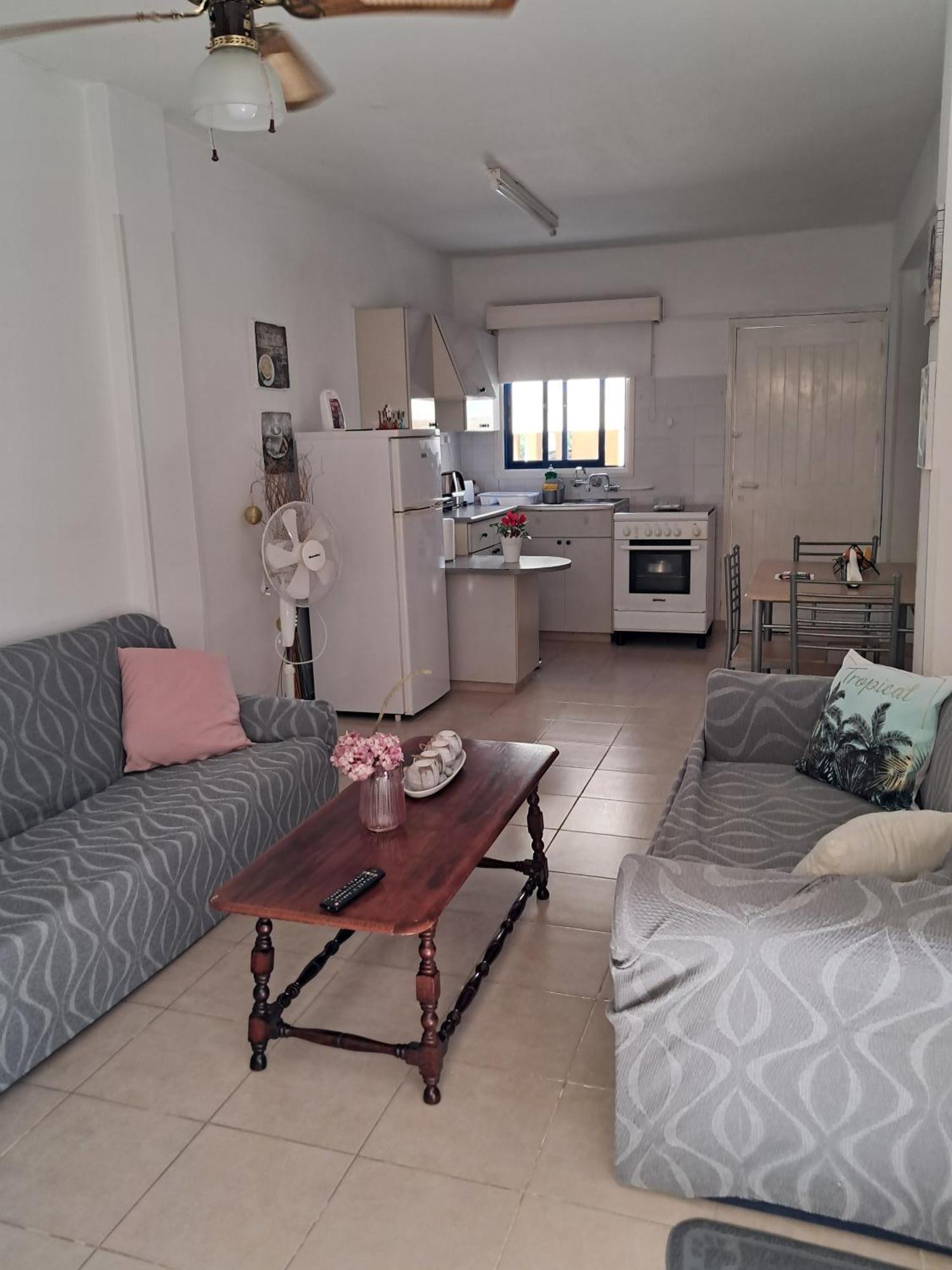 Lca2 Flat For You Apartment Larnaca Ngoại thất bức ảnh