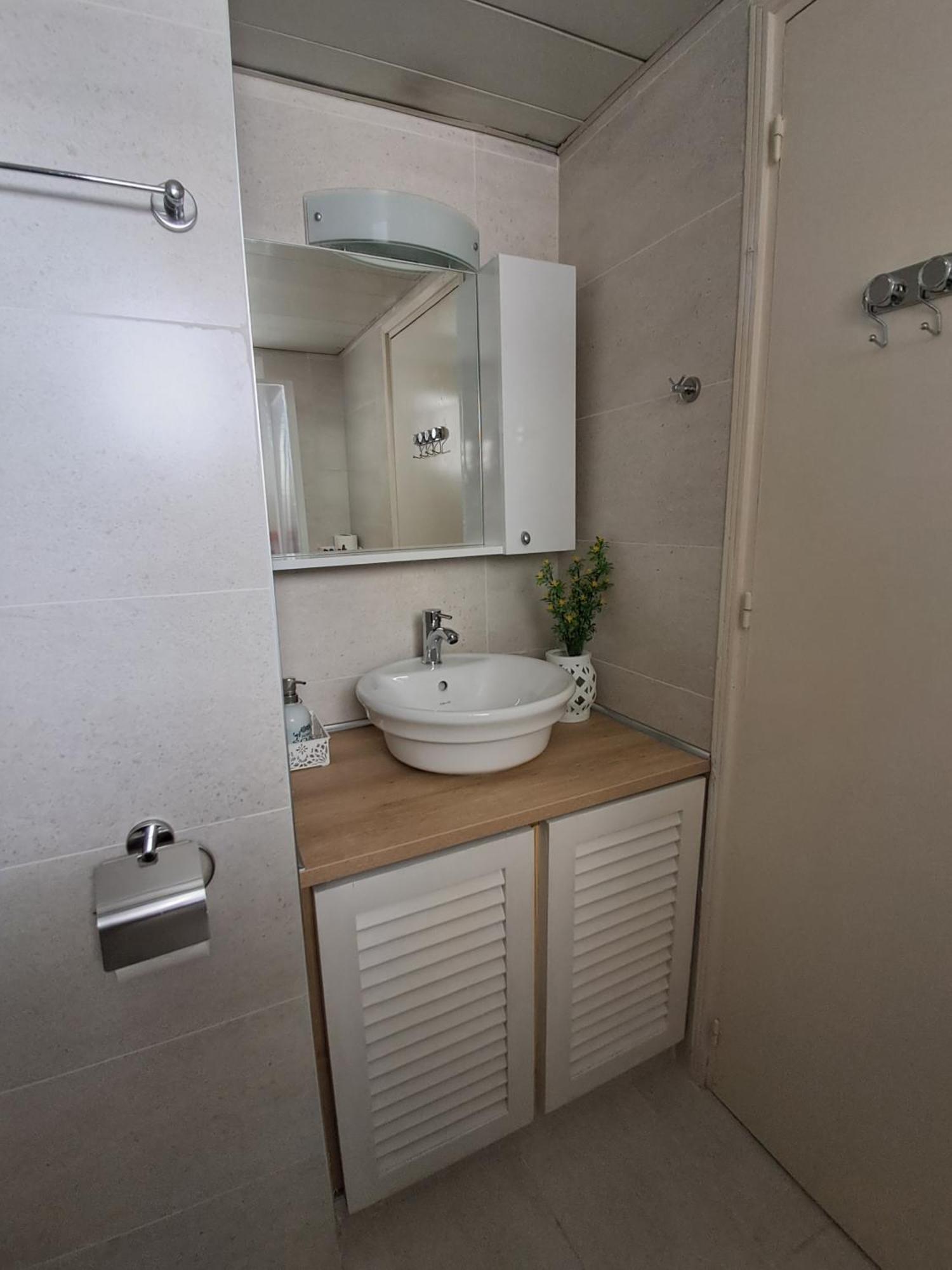 Lca2 Flat For You Apartment Larnaca Ngoại thất bức ảnh